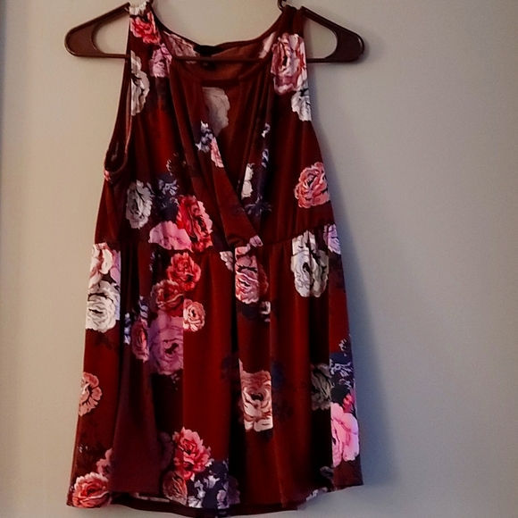 Torrid 00 red floral empire waist tank - Picture 1 of 4